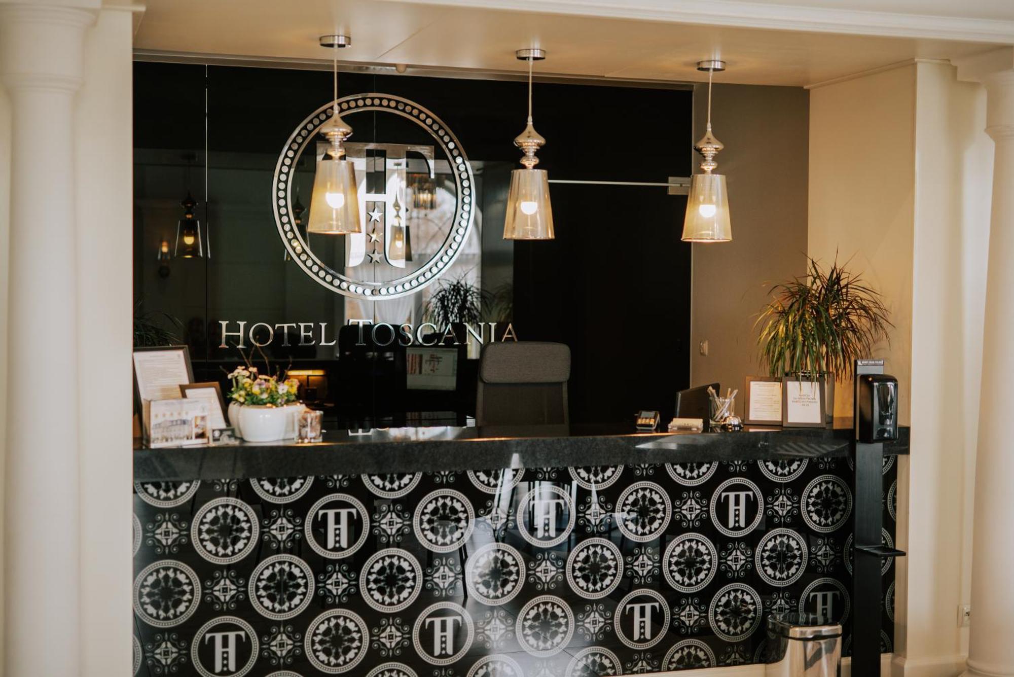 Hotel Toscania Włoszakowice Esterno foto