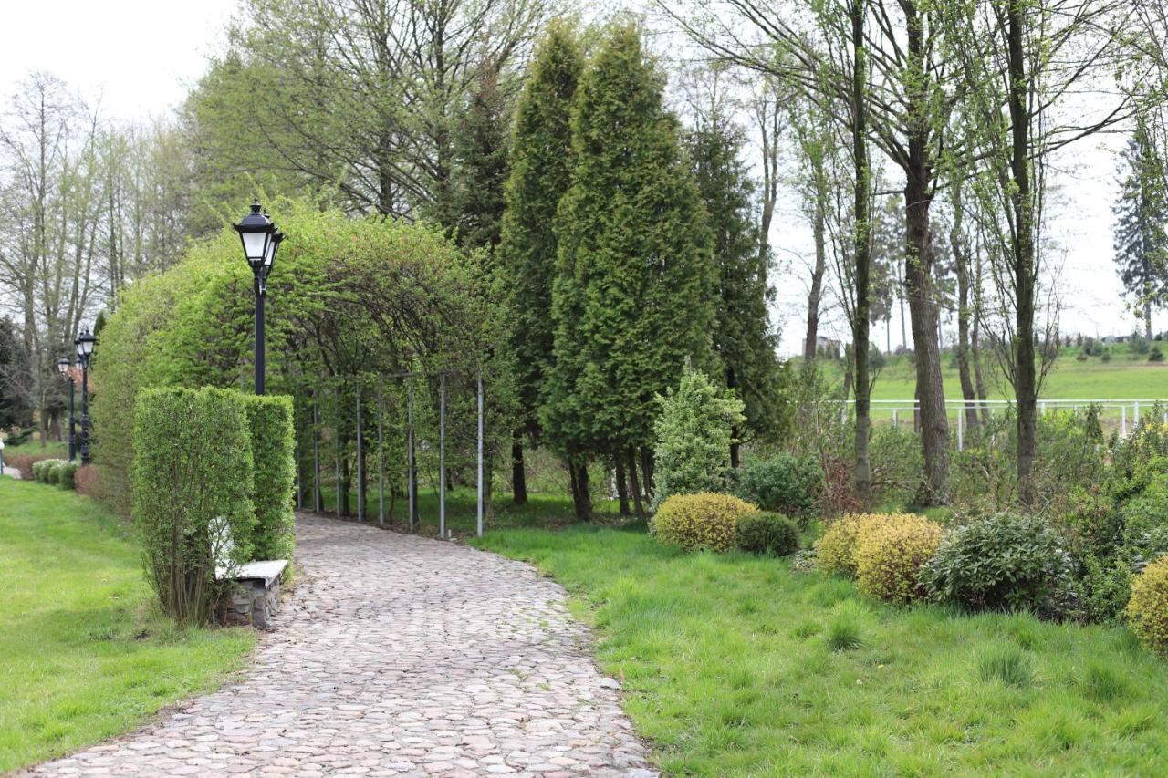 Hotel Toscania Włoszakowice Esterno foto
