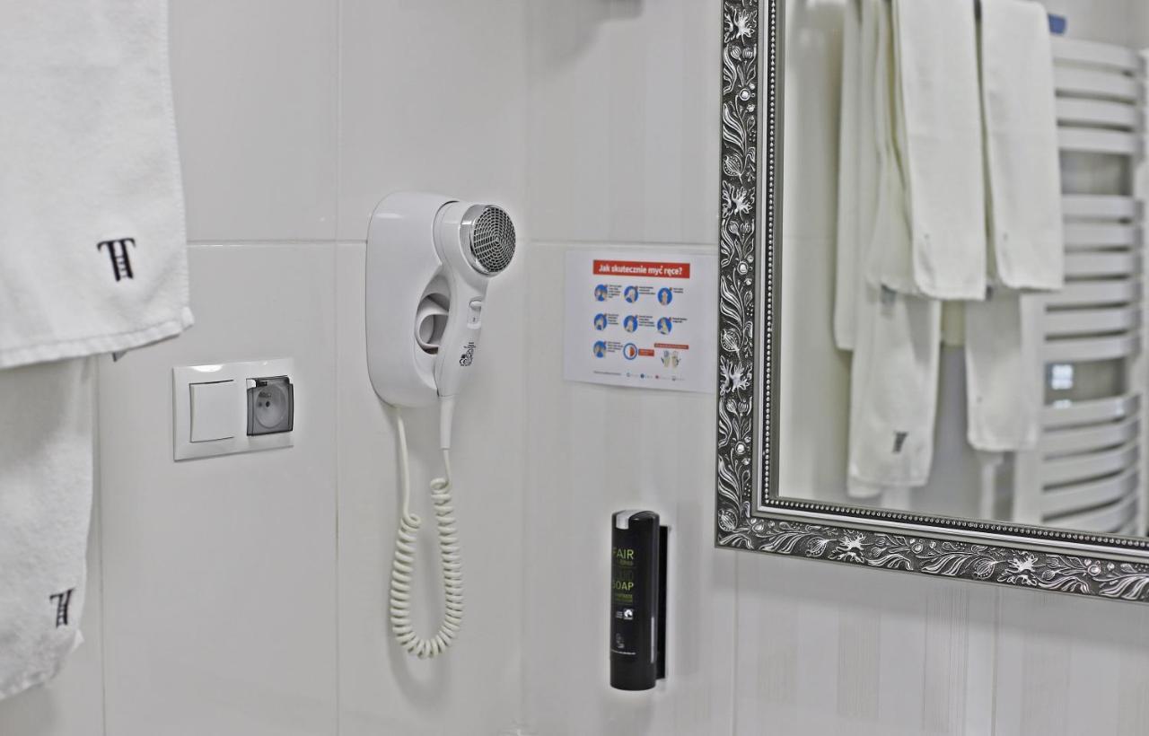 Hotel Toscania Włoszakowice Esterno foto